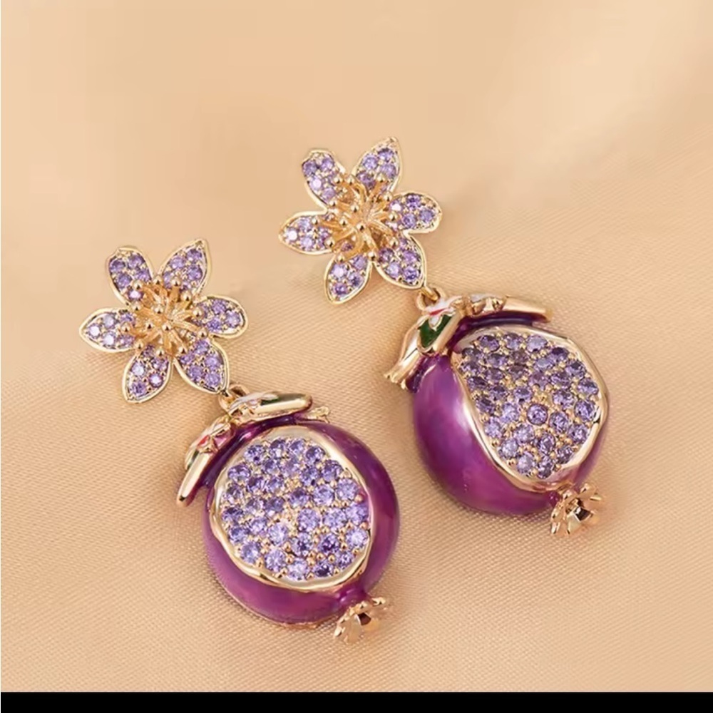 New! Pomegranate Purple and Gold Floral Earrings
